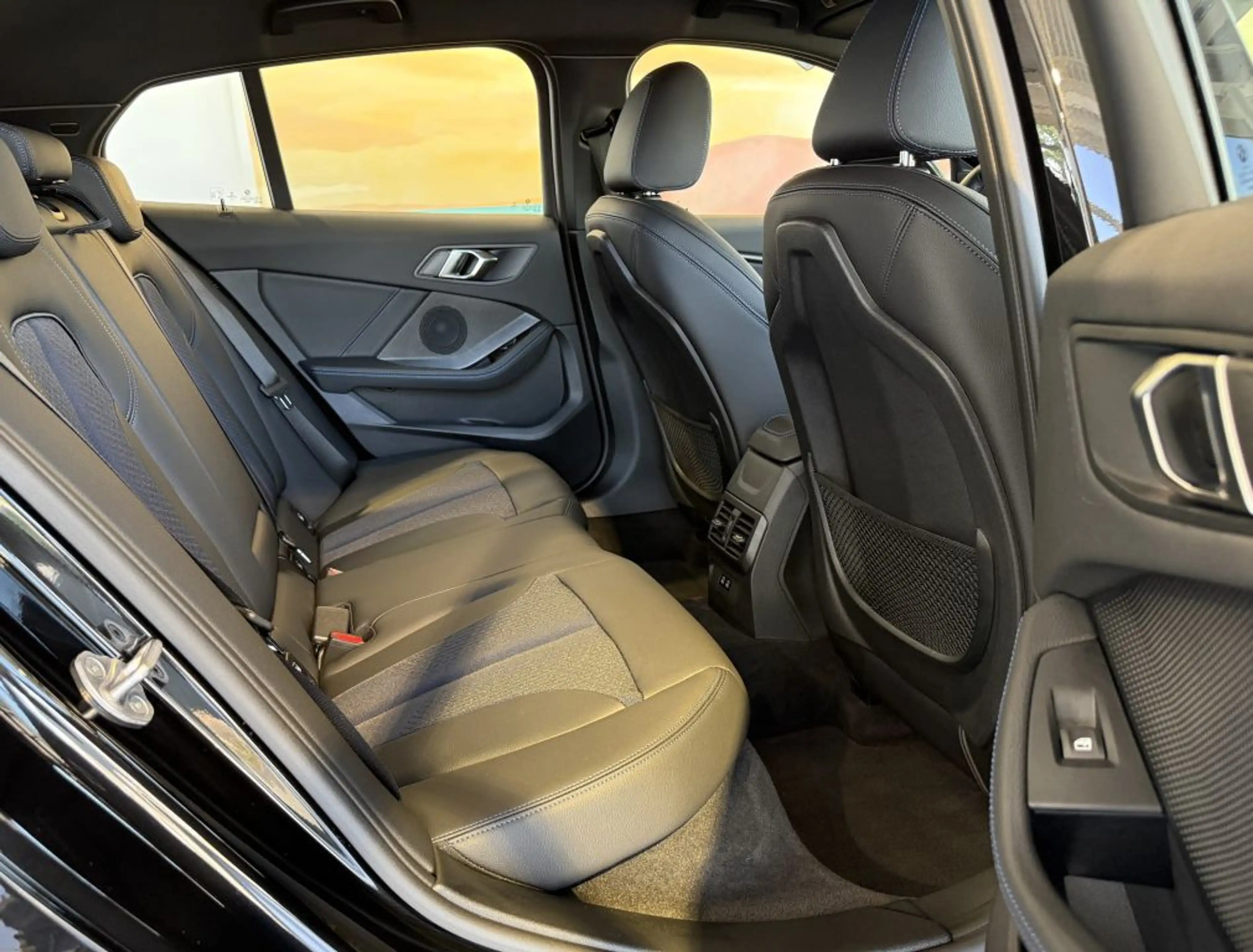 BMW 120 i M SPORT KOMF+adp.LED+HIFI+Lkrd.Hz.+TEMP+ — photo 10