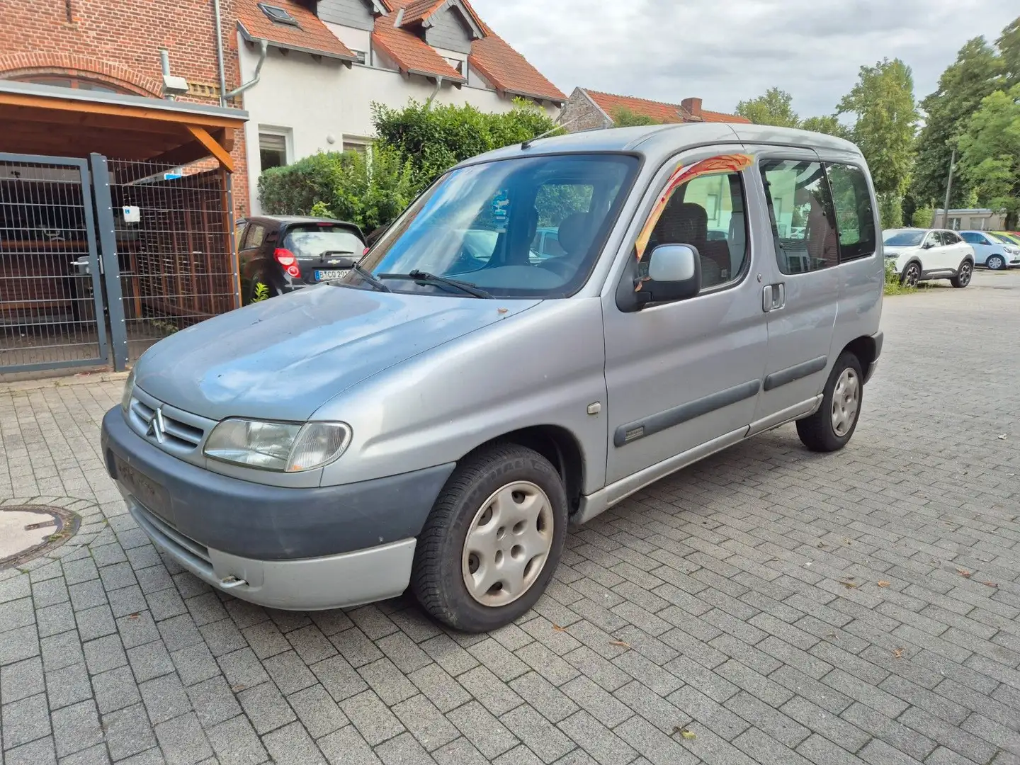 Citroen Berlingo 1.4 Chrono - KEIN TÜV - Argent - 1