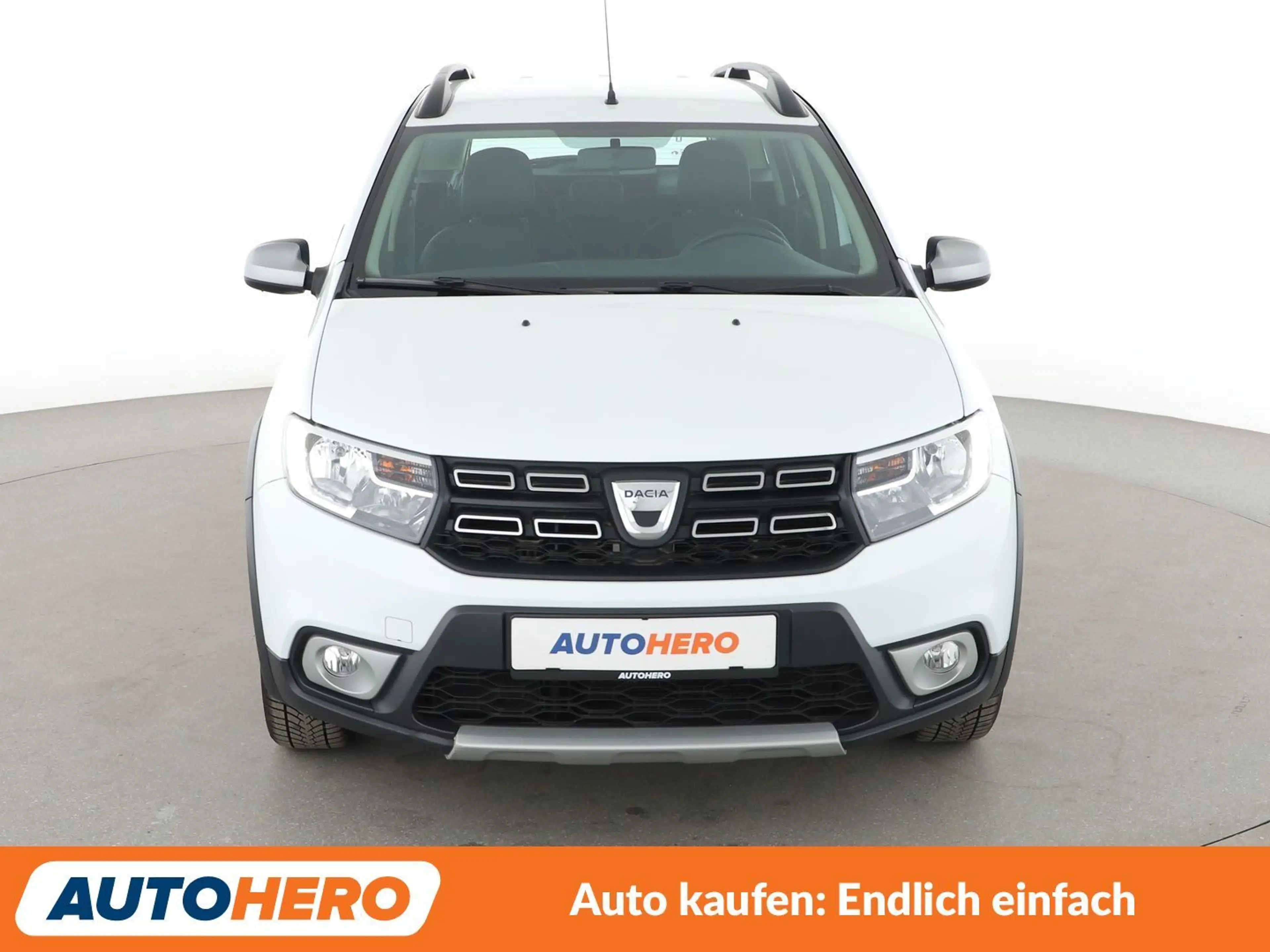 Dacia Logan 0.9 TCe Stepway Celebration *NAVI*TEMPO*PDC*KLIMA* — photo 9