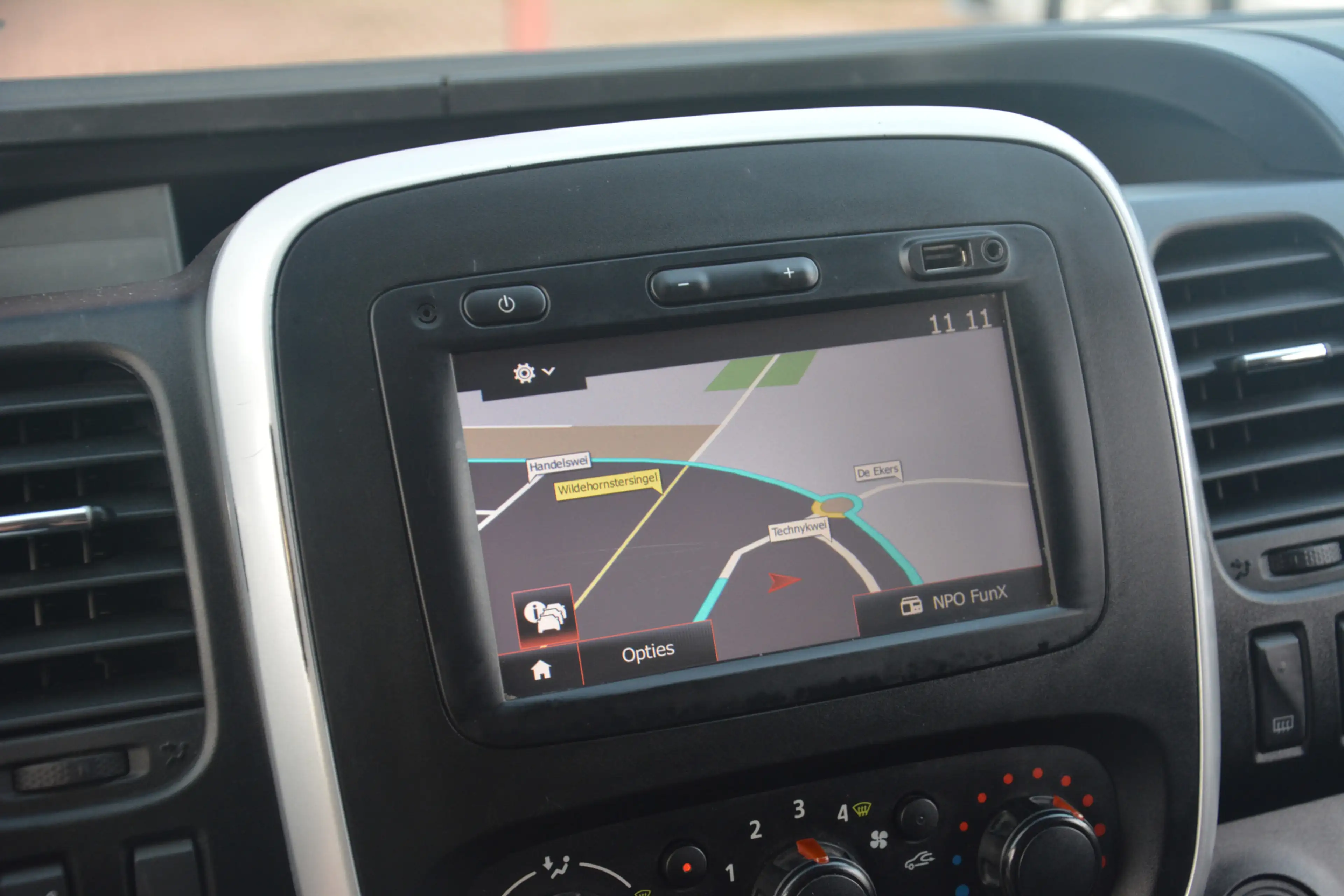 Fiat Talento 1.6 MJ L2H1 Basis | Navigatie | Airco | Cruise-con — photo 11