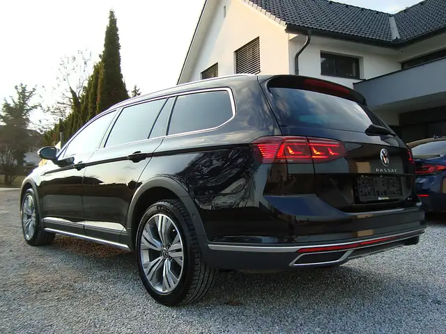 Volkswagen Passat Alltrack 4-Motion DSG 200PS Mod 23 IQ-Matrix !!
