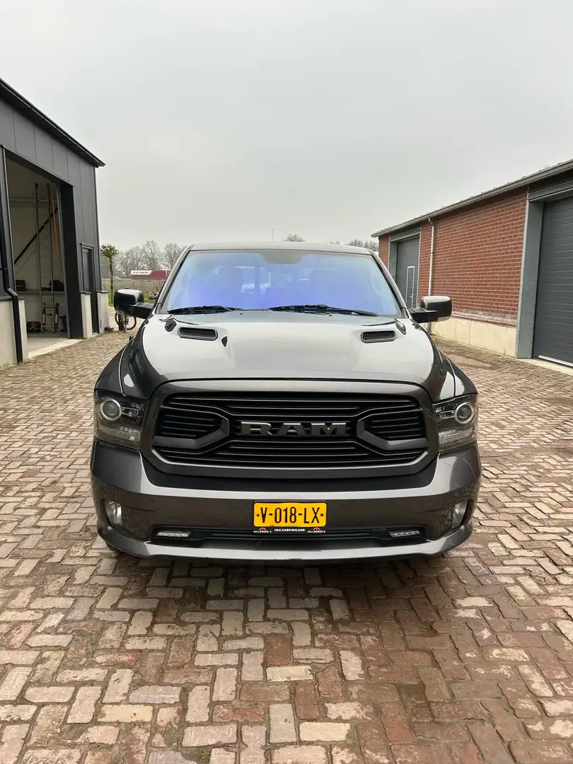 Dodge RAM 1500 sport Сірий - 1