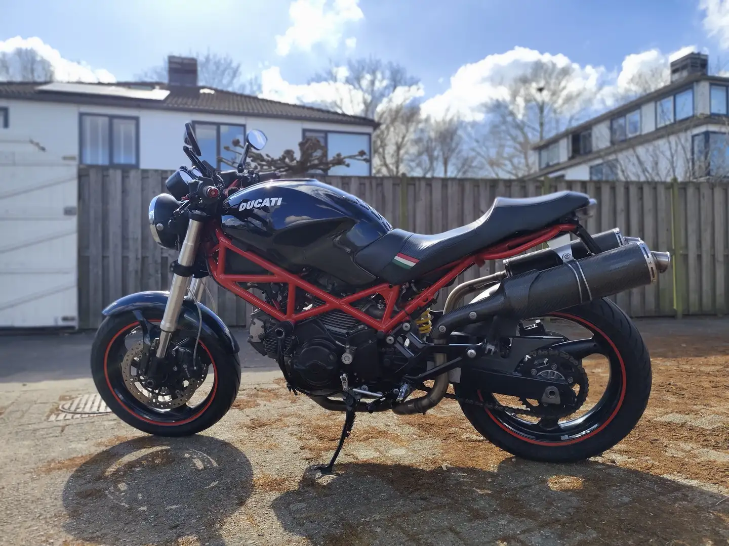 Ducati Monster 695 Negru - 2