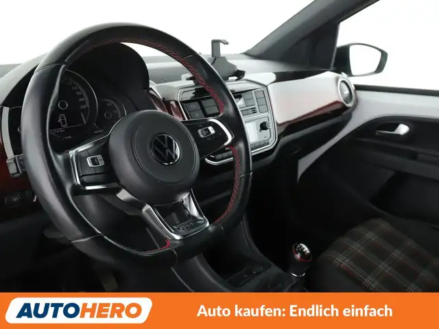 Volkswagen Up! view 11