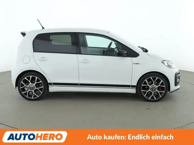 Volkswagen Up! view 7