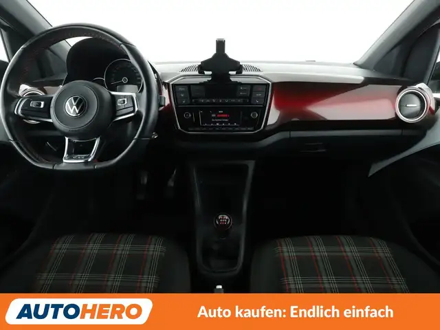 Volkswagen Up! view 12