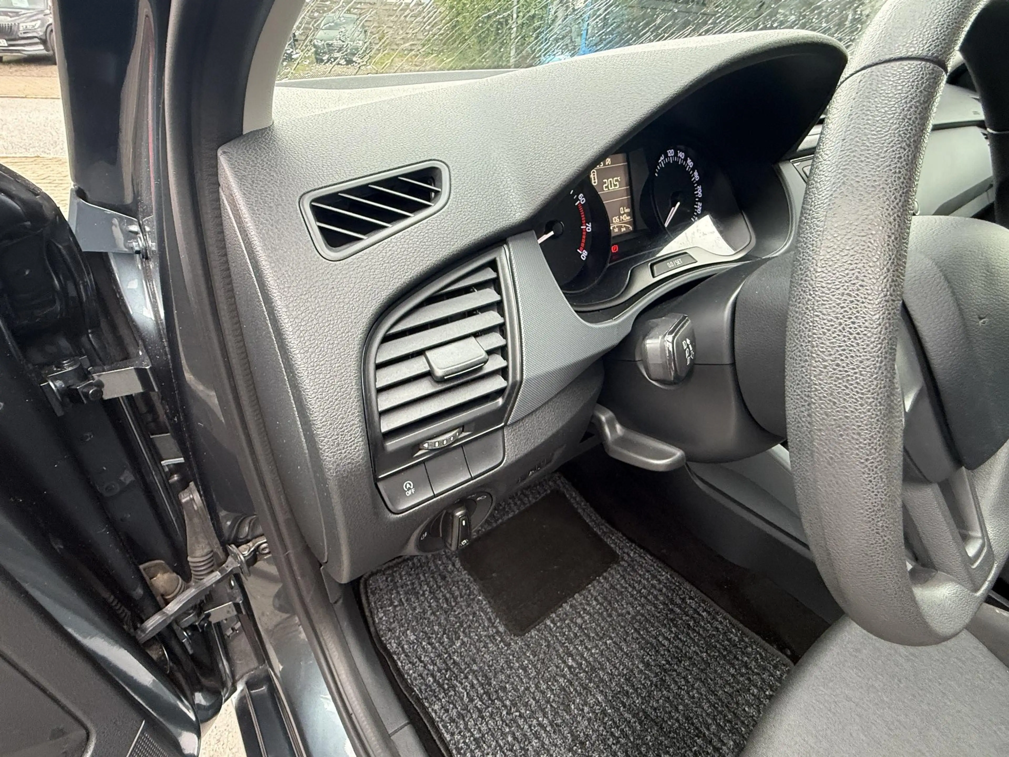 Skoda Fabia 1.2 TSI Klima-4 Season, RD/AUX/USB/SD-Slot- Blu... — photo 11