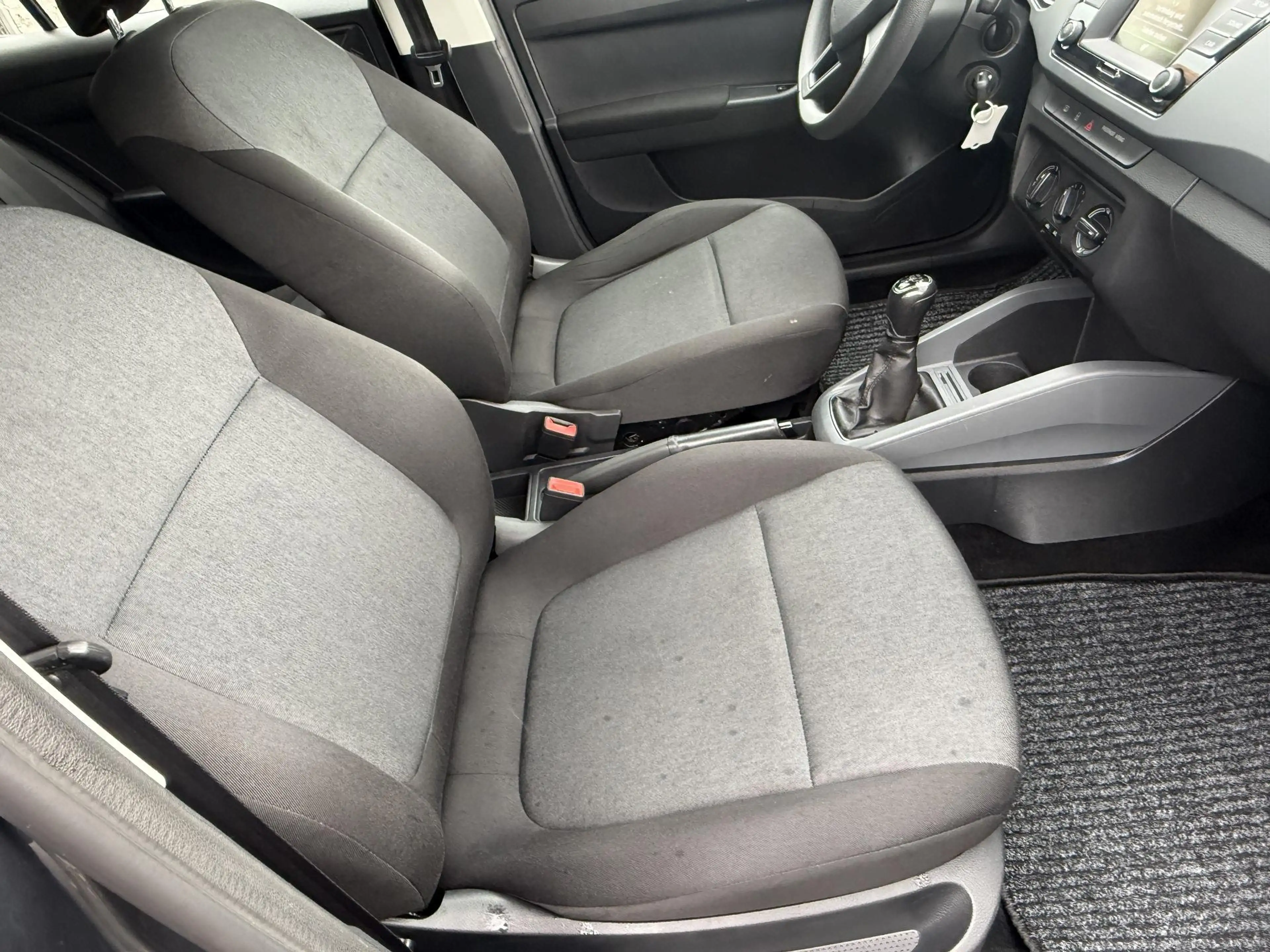 Skoda Fabia 1.2 TSI Klima-4 Season, RD/AUX/USB/SD-Slot- Blu... — photo 16