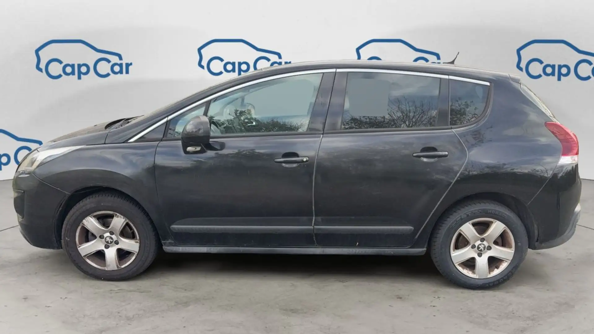 Peugeot 3008 1.6 BlueHDi 120 EAT6 Active Noir - 2