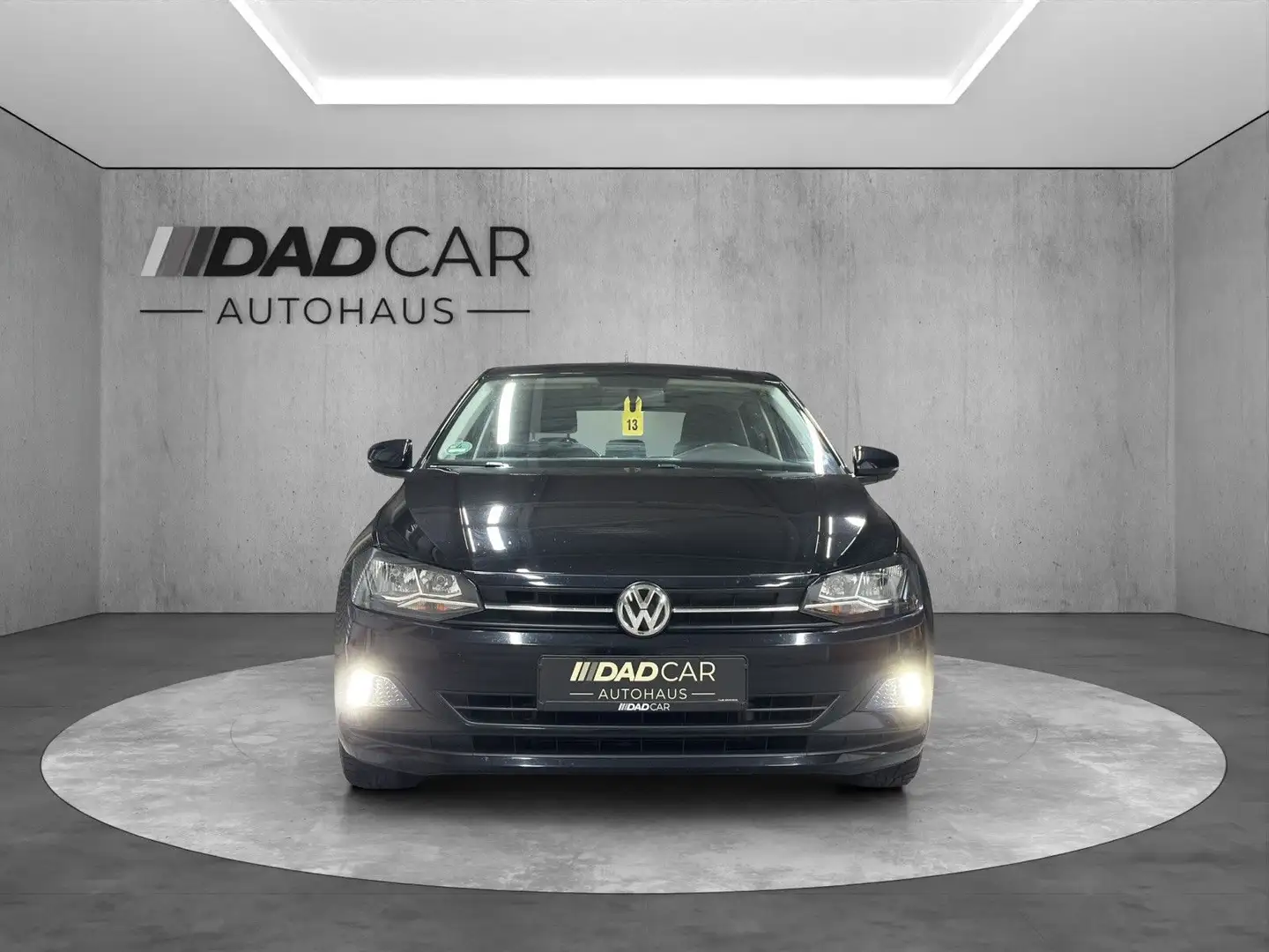 Volkswagen Polo Comfortline 1.0 TSI 1.Hand *Carplay* Zwart - 2