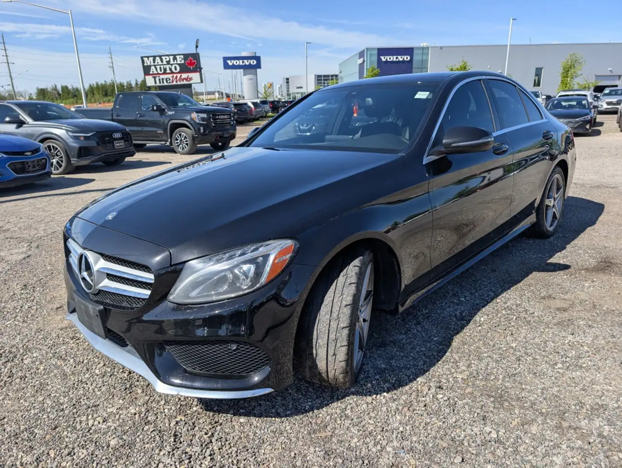 Mercedes-Benz C-Class снимка Mercedes-Benz C-Class