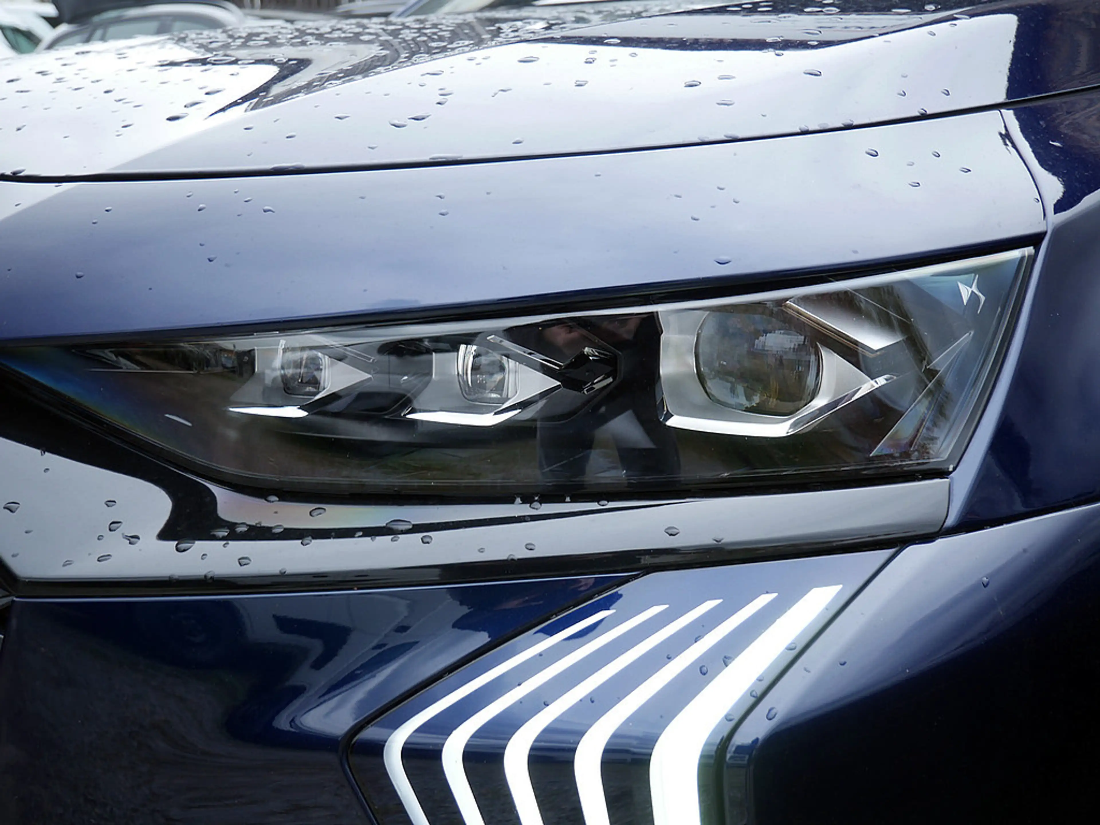 DS Automobiles DS 7 Crossback Performance Line+ BlueHDi 130 — photo 7