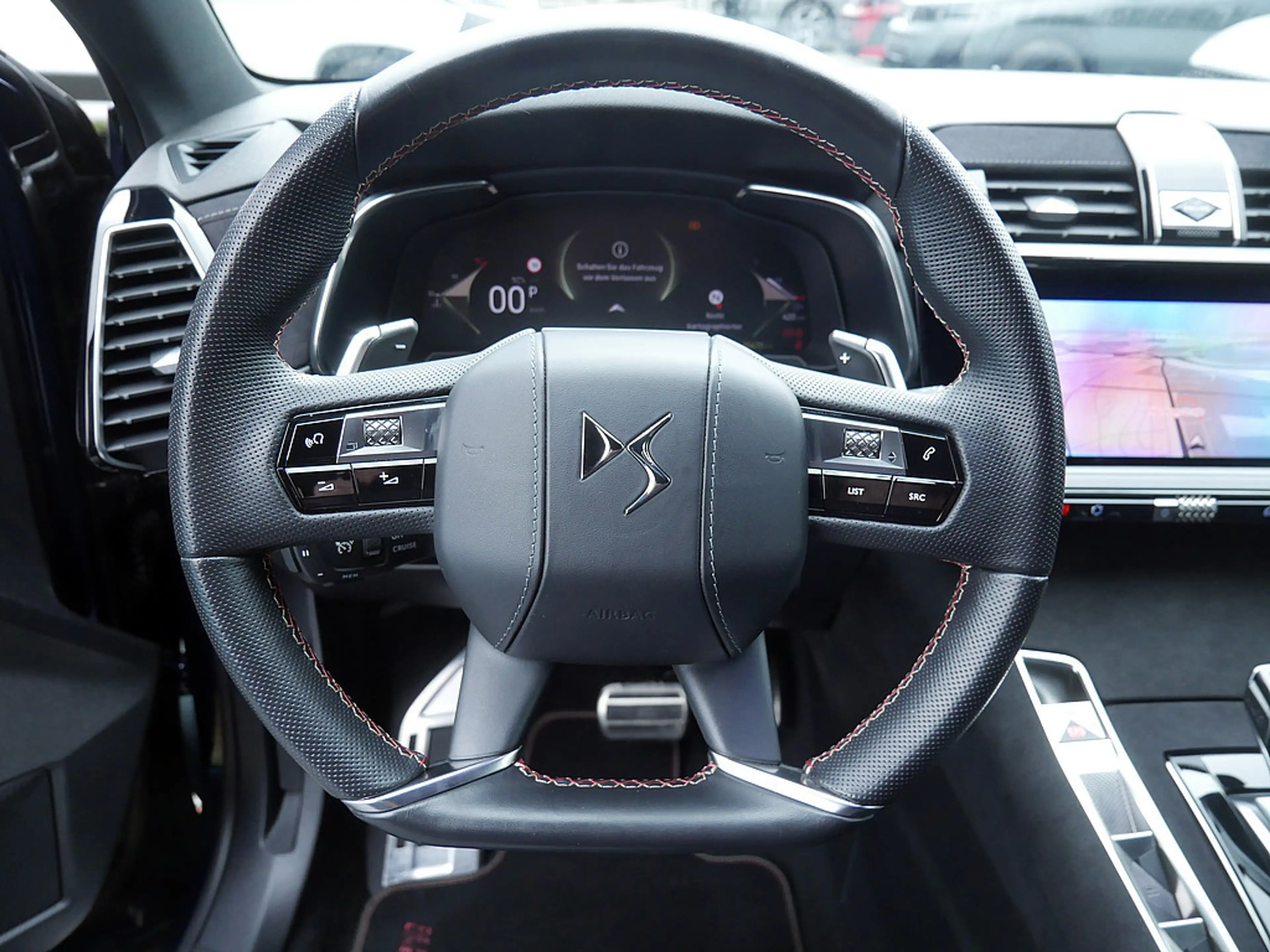 DS Automobiles DS 7 Crossback Performance Line+ BlueHDi 130 — photo 11