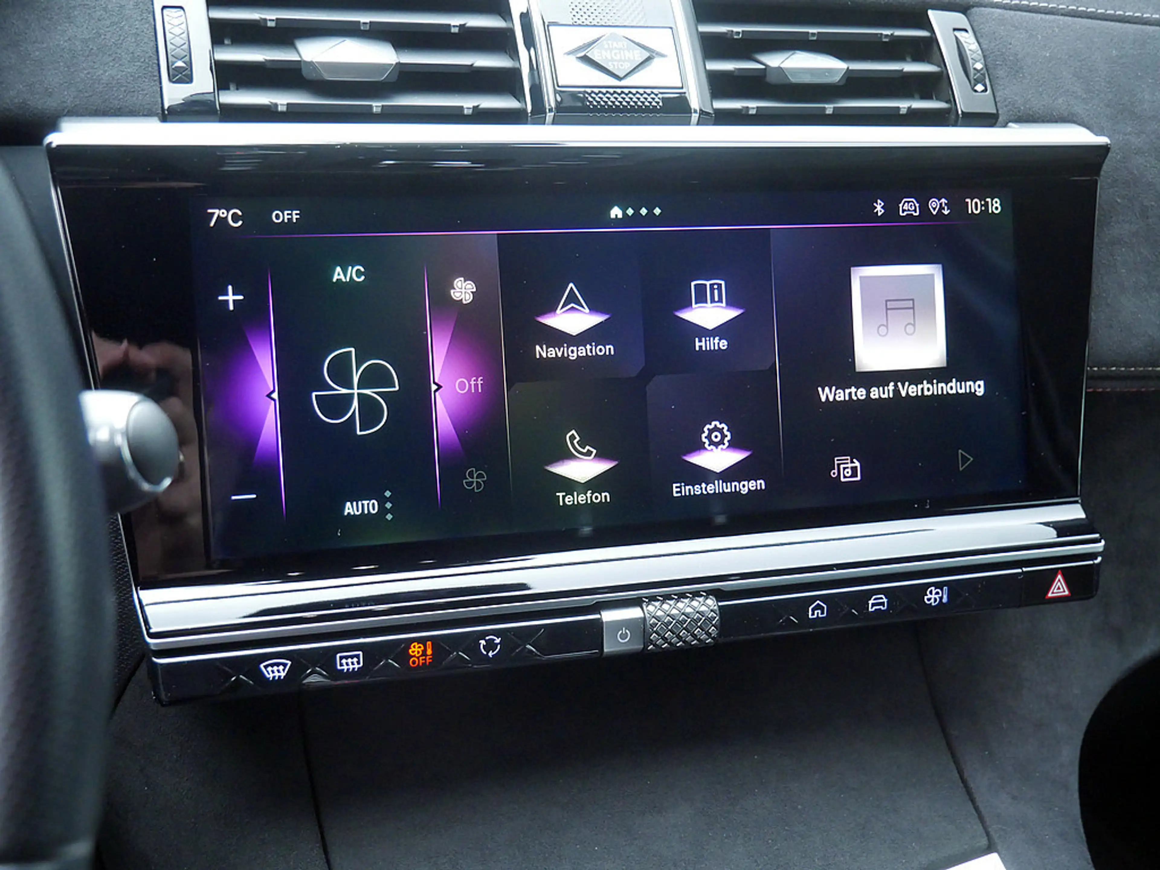 DS Automobiles DS 7 Crossback Performance Line+ BlueHDi 130 — photo 13