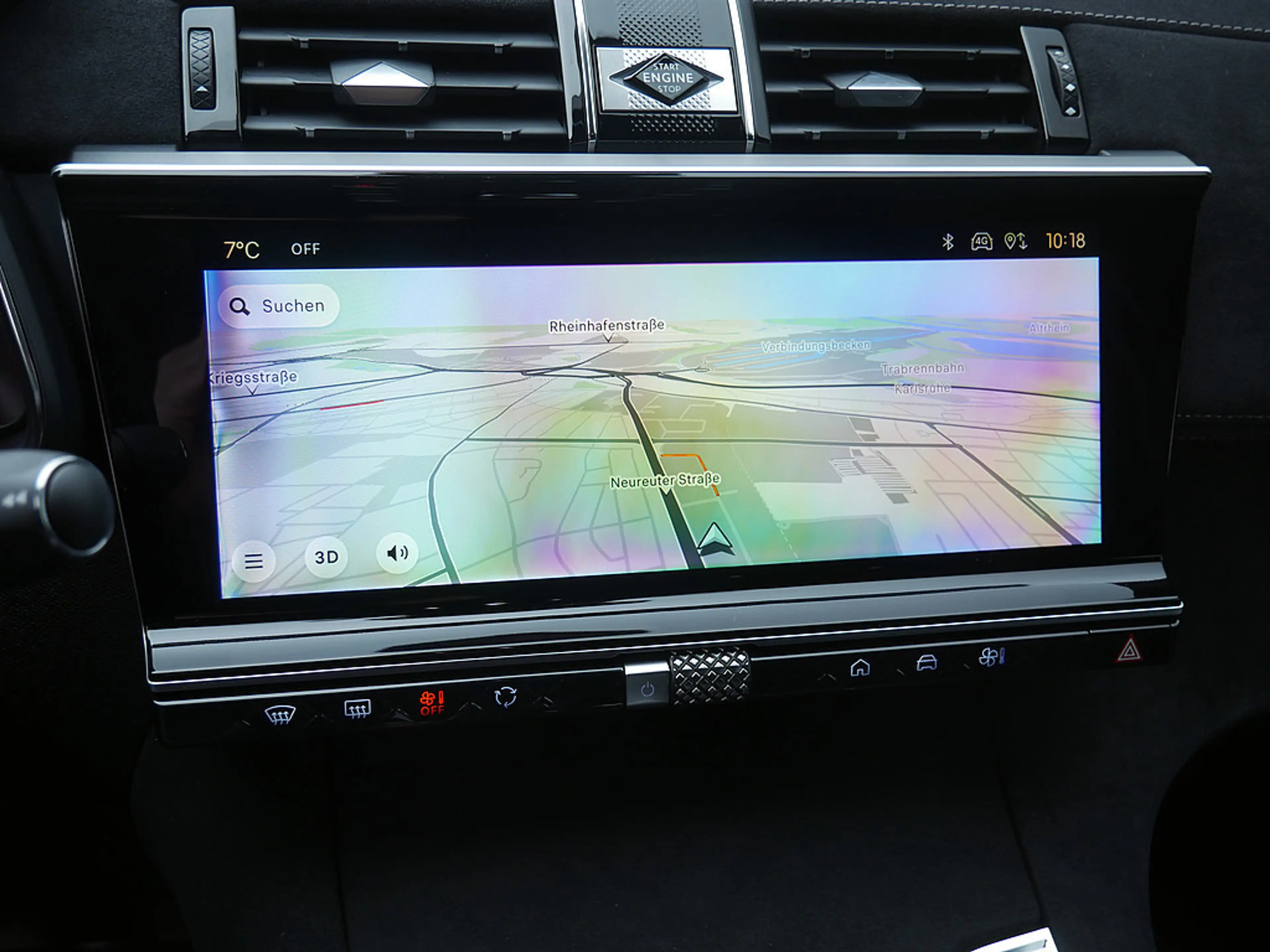 DS Automobiles DS 7 Crossback Performance Line+ BlueHDi 130 — photo 12