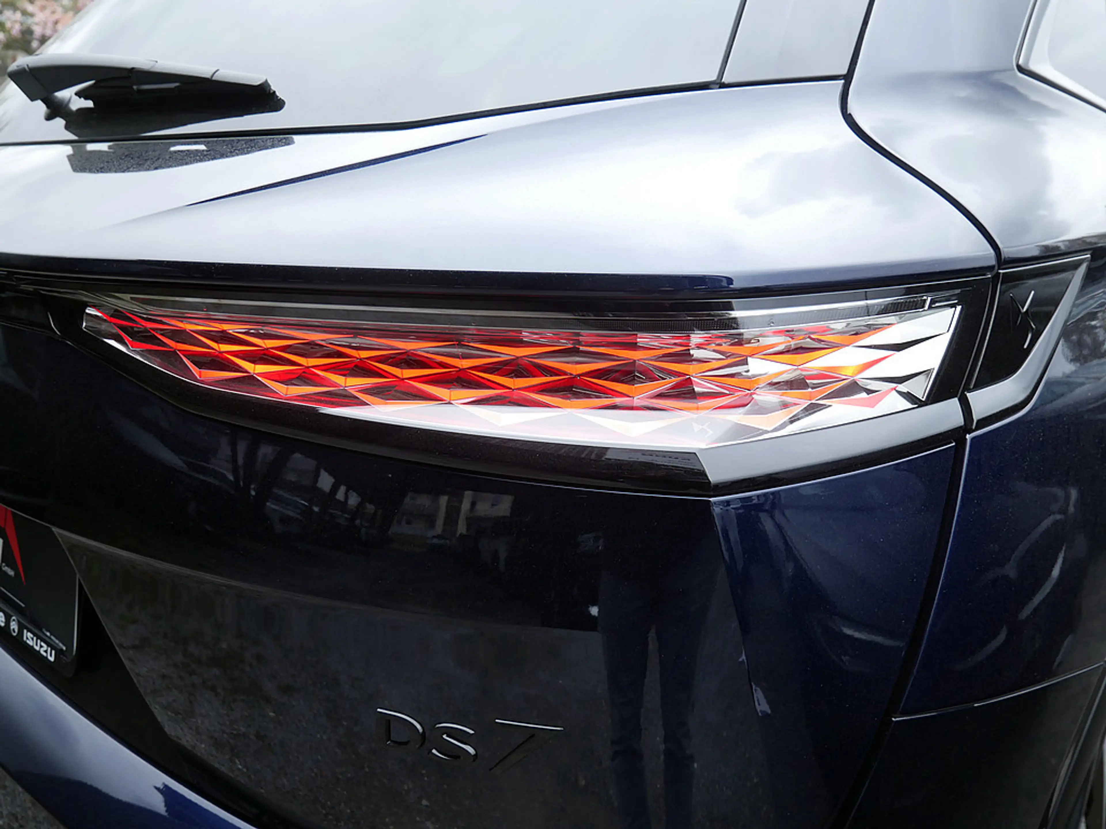 DS Automobiles DS 7 Crossback Performance Line+ BlueHDi 130 — photo 8