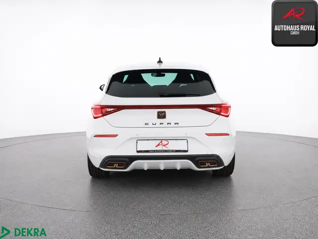 CUPRA Leon view 4
