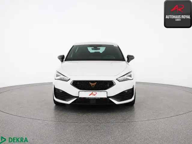 CUPRA Leon view 8