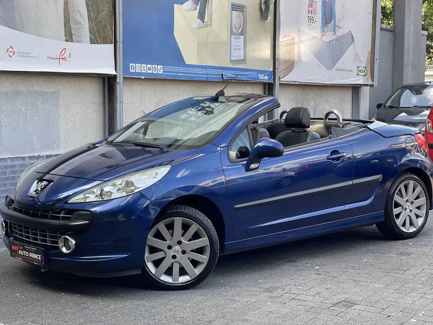 Peugeot 207 CC 1.6 Cabrio-Coupe SPORT+ TÜV NEU+ KLIMA+ SHZ+ PD Blauw - 2