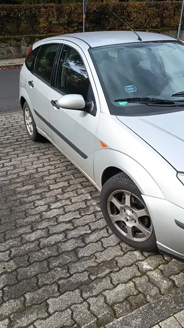 Ford Focus Ambiente/ NUR HÄNDLER O. BASTLER - 2