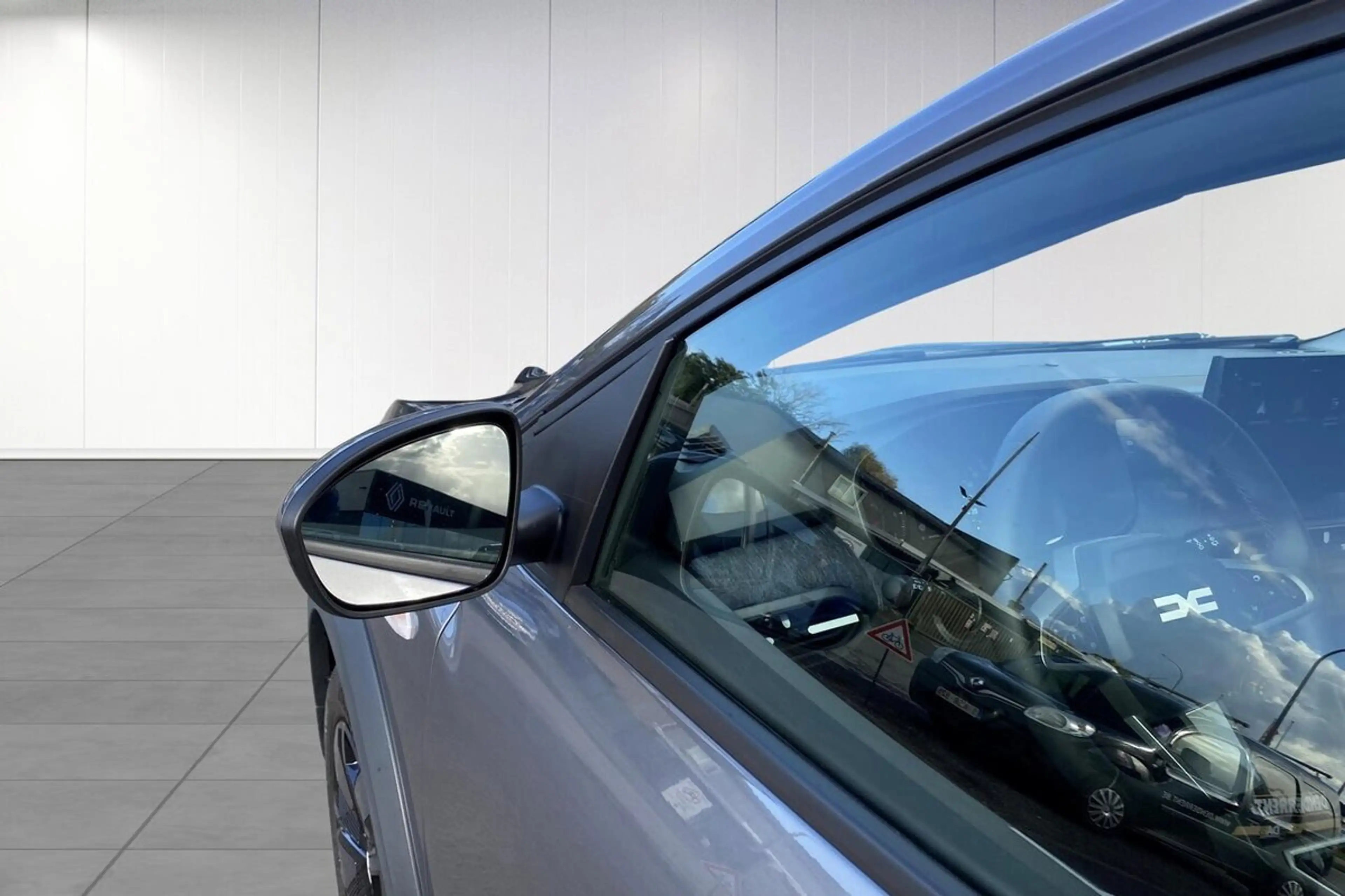 Dacia Jogger Expression TCe 110 5PL PDC,Camera ar, Apple Car... — photo 9