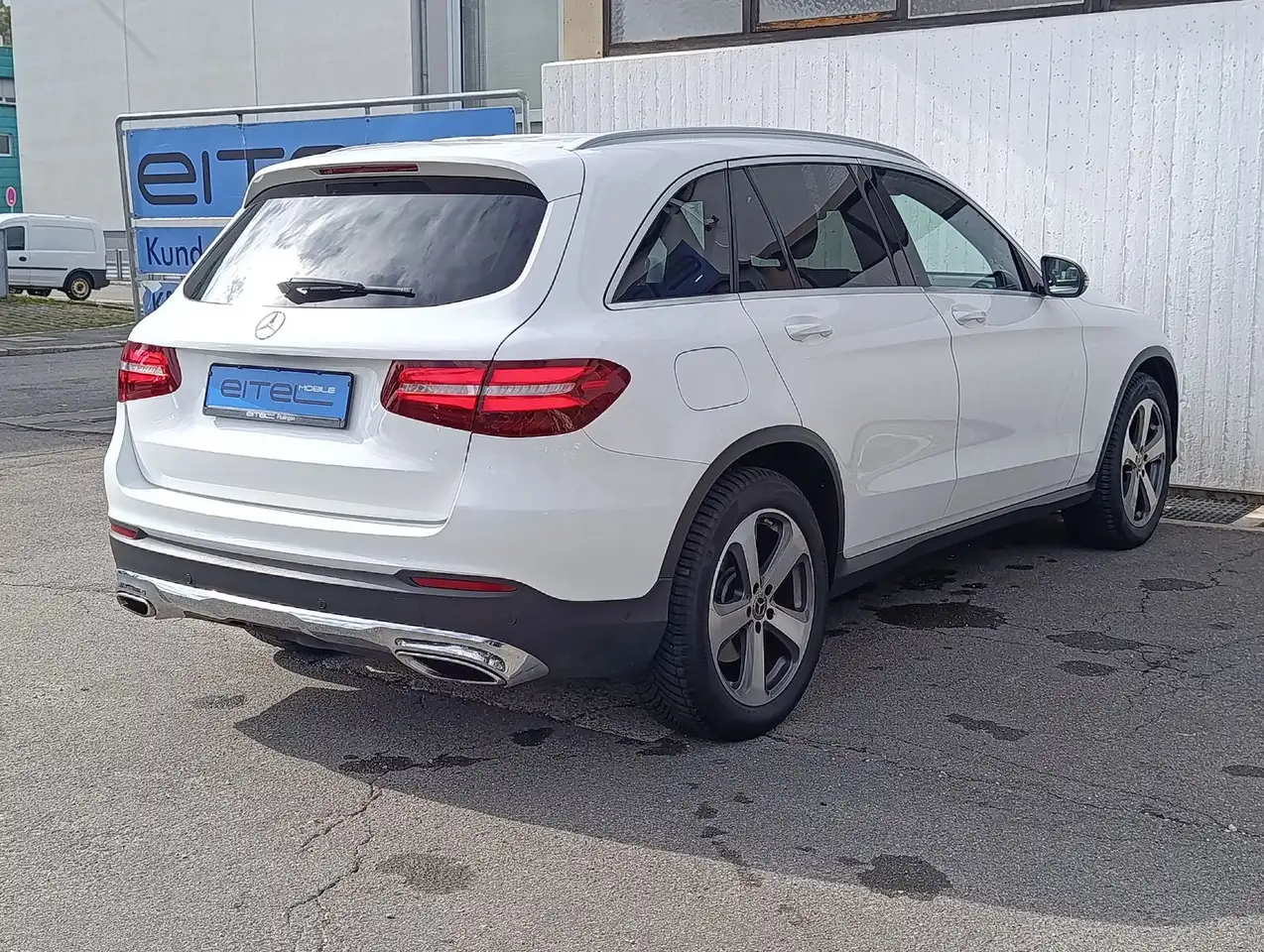 2017 Mercedes-Benz GLC 250 AMG Exclusive 4Matic LED Navi Leder SHZ, photograph 3