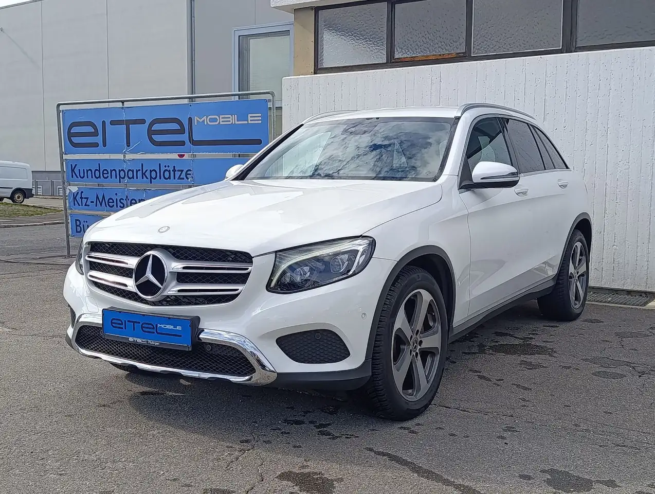 2017 Mercedes-Benz GLC 250 AMG Exclusive 4Matic LED Navi Leder SHZ, photograph 1