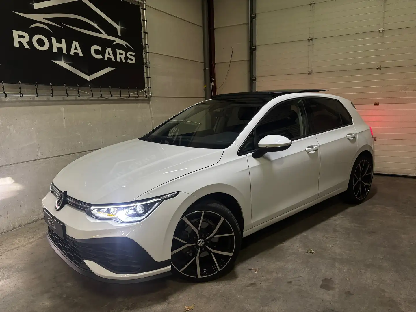 Volkswagen Golf 1.5 eTSI R-Line Wit - 1