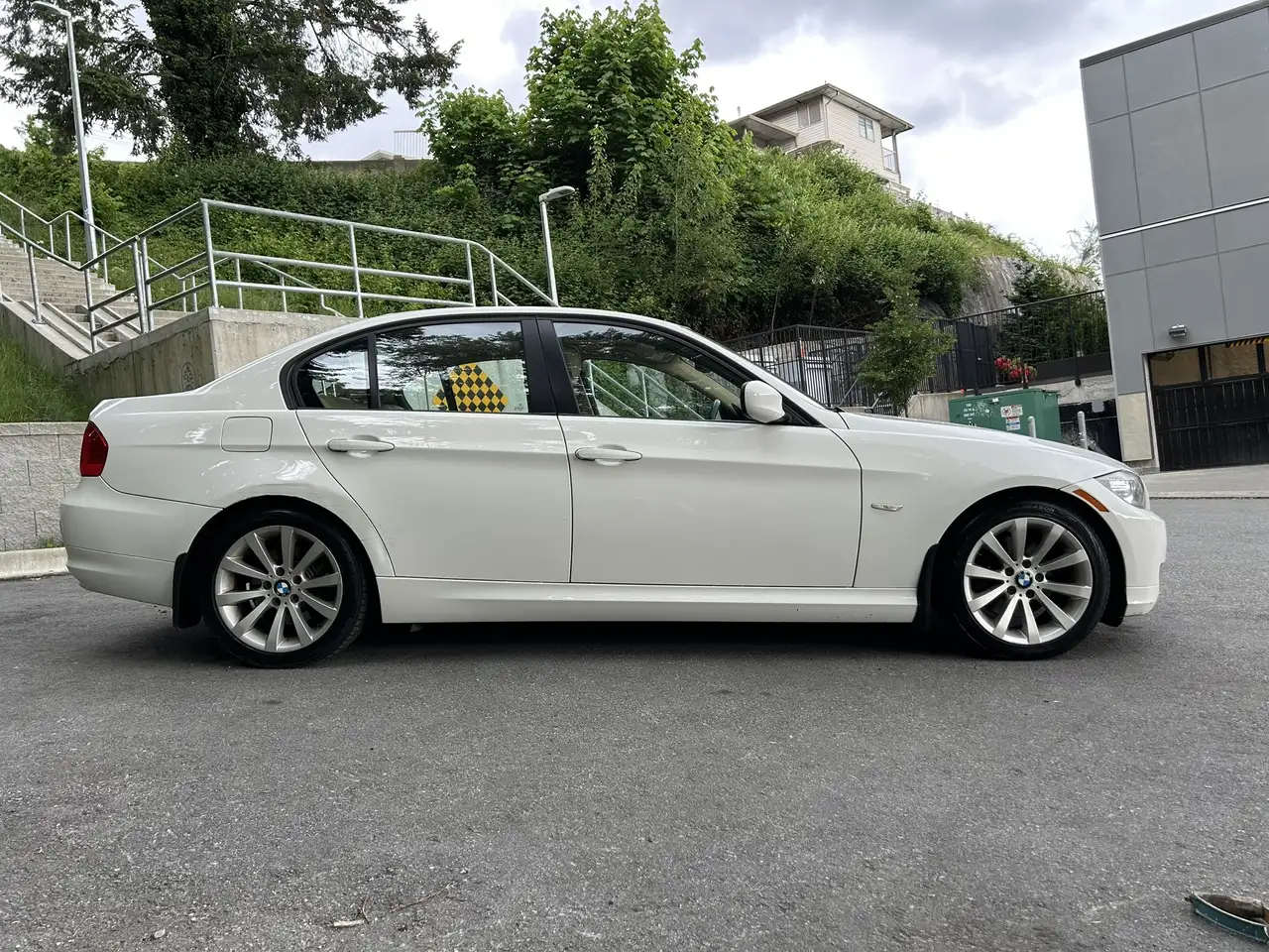 BMW 3 Series снимка BMW 3 Series