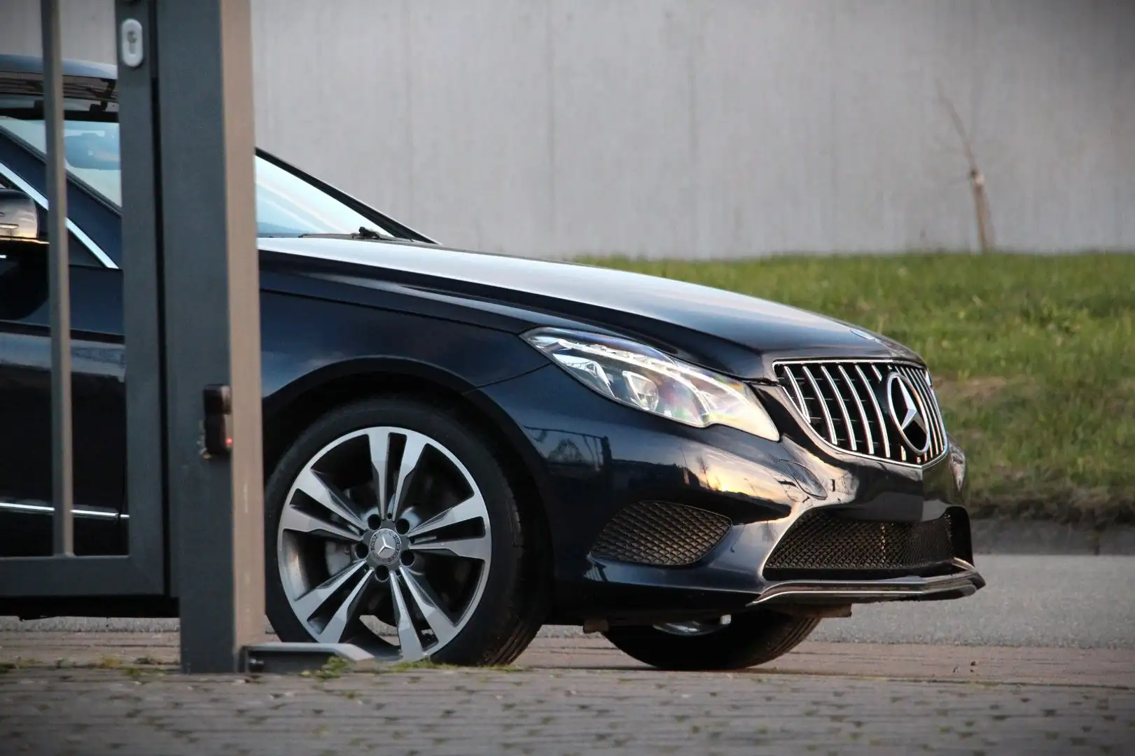 Mercedes-Benz E 400 E400 Cabrio /Aircap /Airscarf /Carplay /Voll-LED Bleu - 1