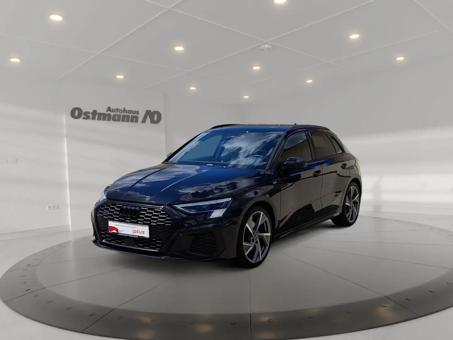 Audi A3 Sportback 40TDI quattro S-Line B&O Navi Matrix Zwart - 2