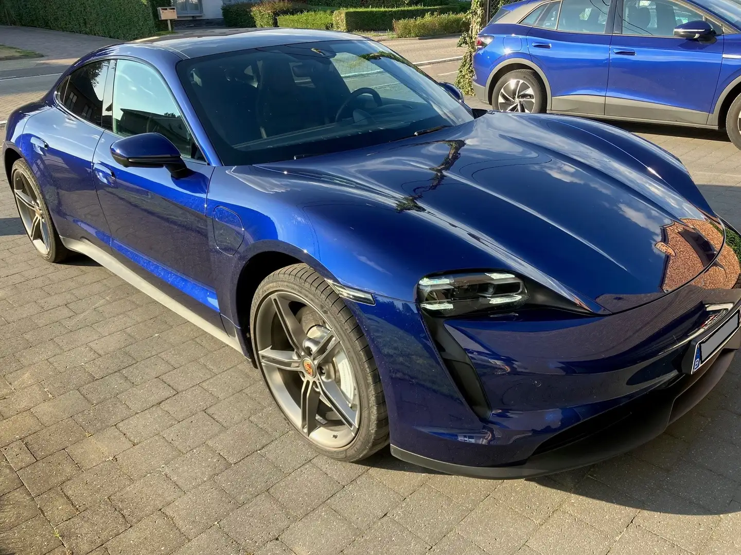 Porsche Taycan 4s | SportChrono | Glassroof |Bose| 360° Camera Blauw - 2