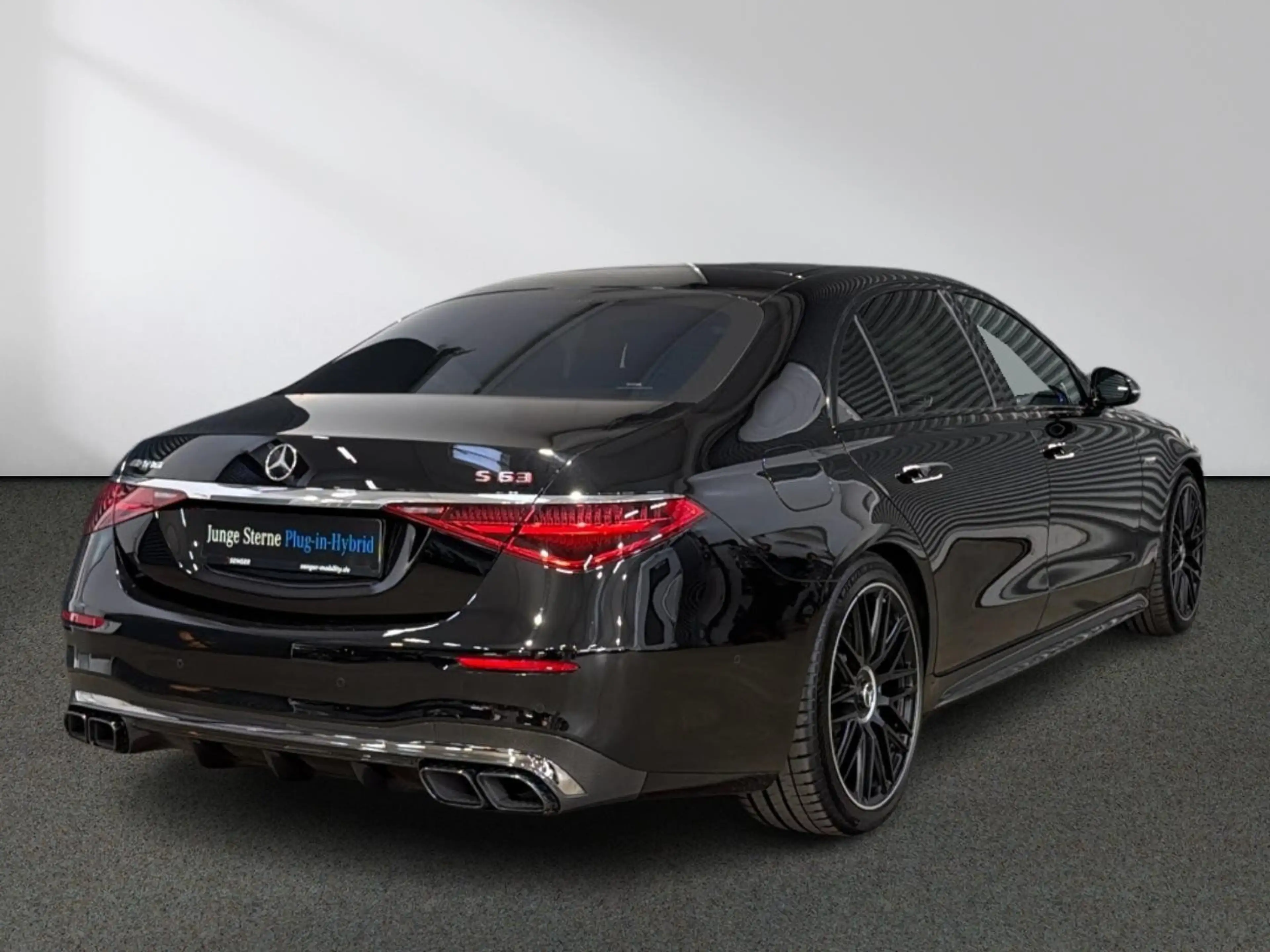 Mercedes-Benz S 63 AMG E Perf. lang Carbon Panorama Burmester — photo 4
