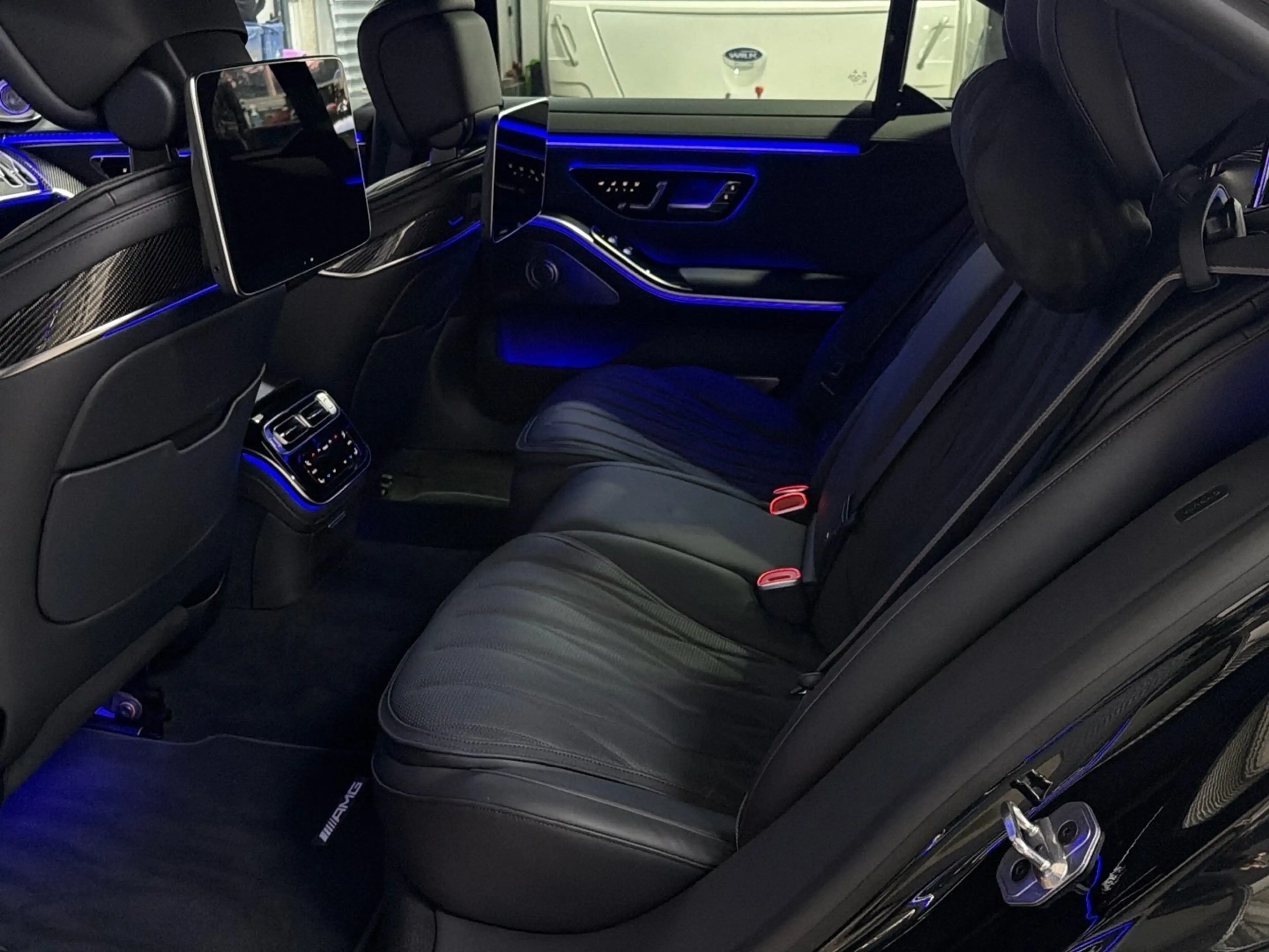 Mercedes-Benz S 63 AMG E Perf. lang Carbon Panorama Burmester — photo 15