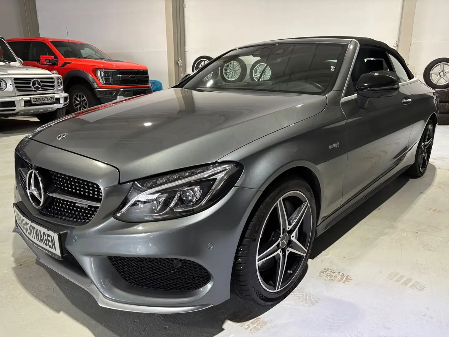 Mercedes-Benz C 43 AMG Cabrio AMG-Performance 4-matic*Leder* Gris - 1