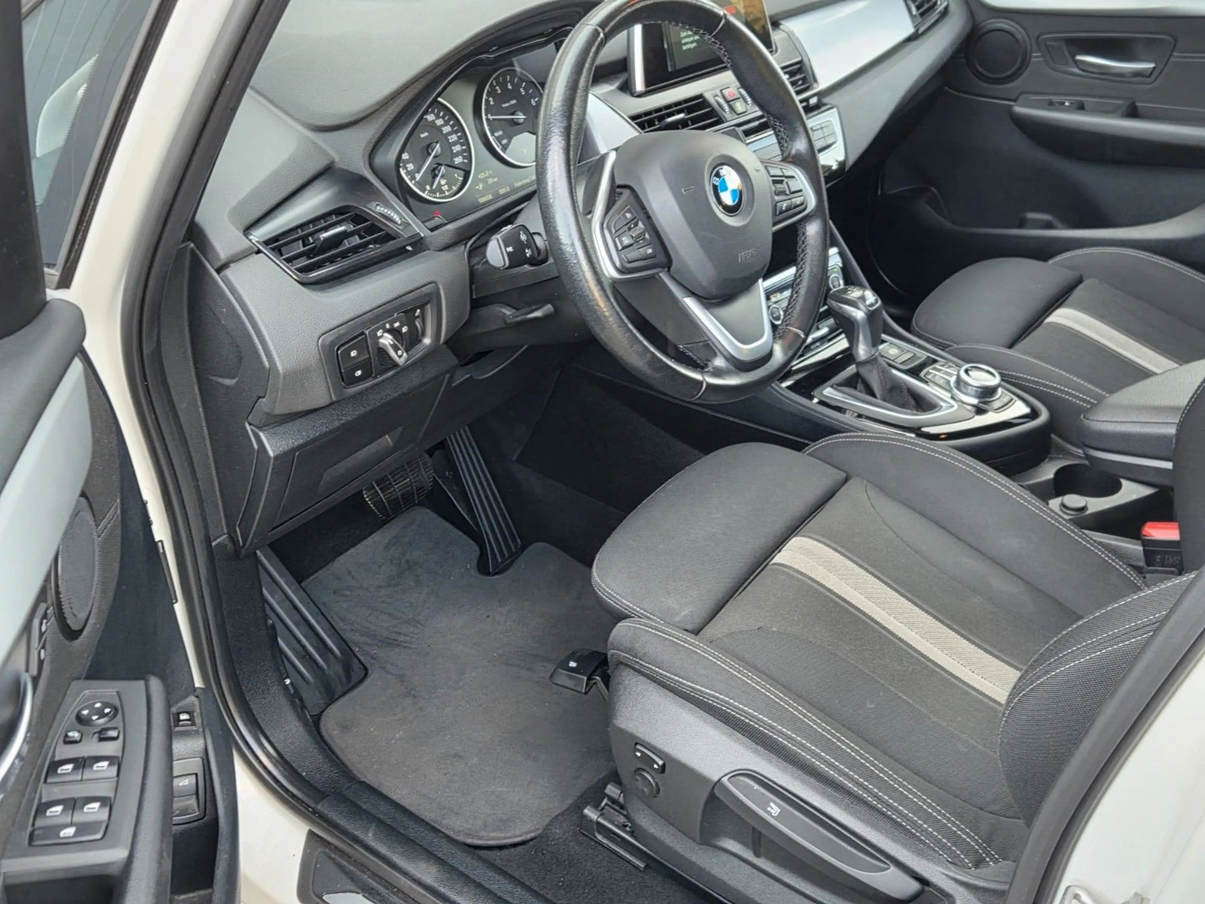 BMW 225 Active Tourer 225 xe +PLUG IN 1.5/AUTOMATIK/TEM — photo 13