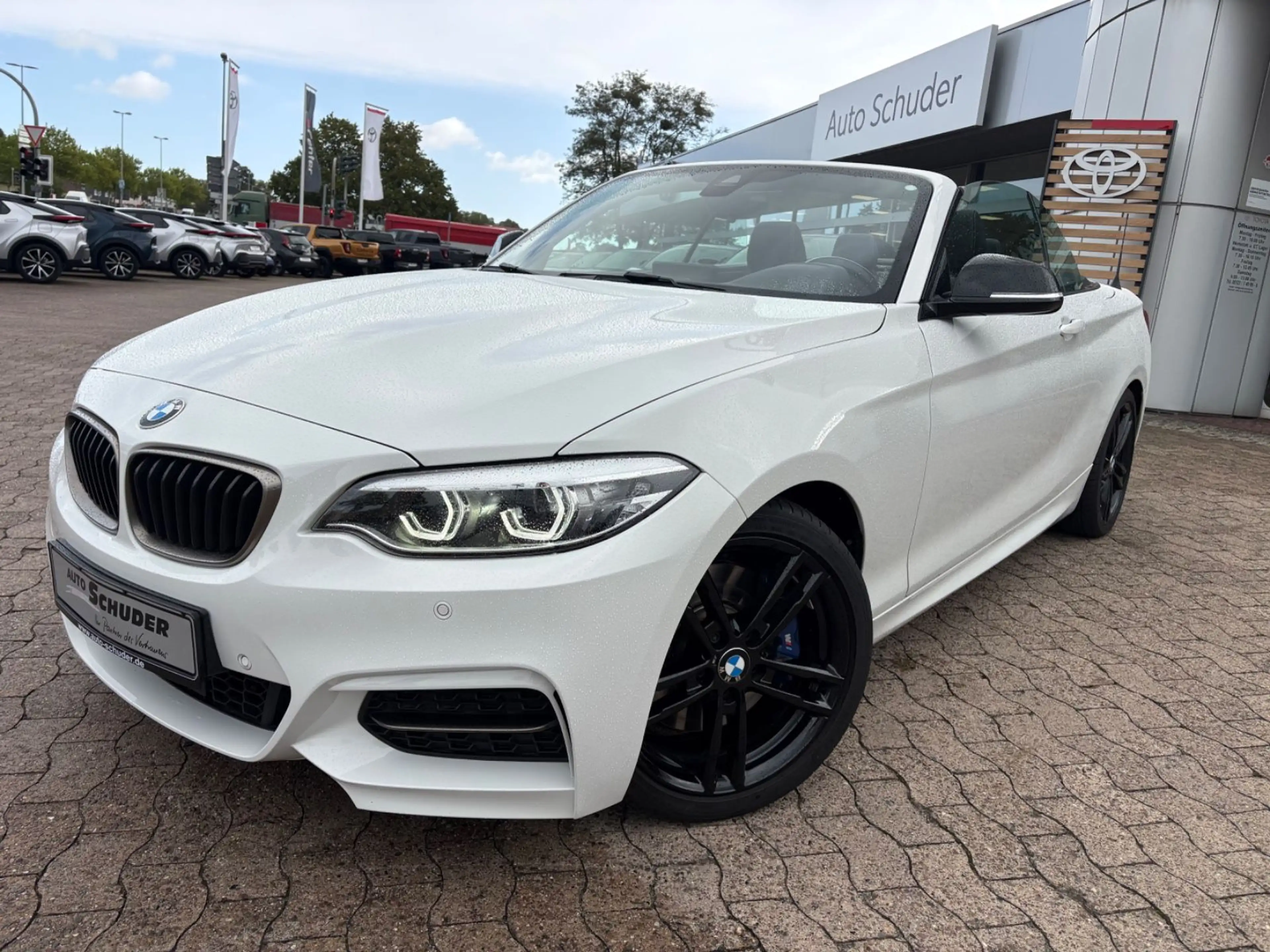 BMW M2 Cabrio M240 i