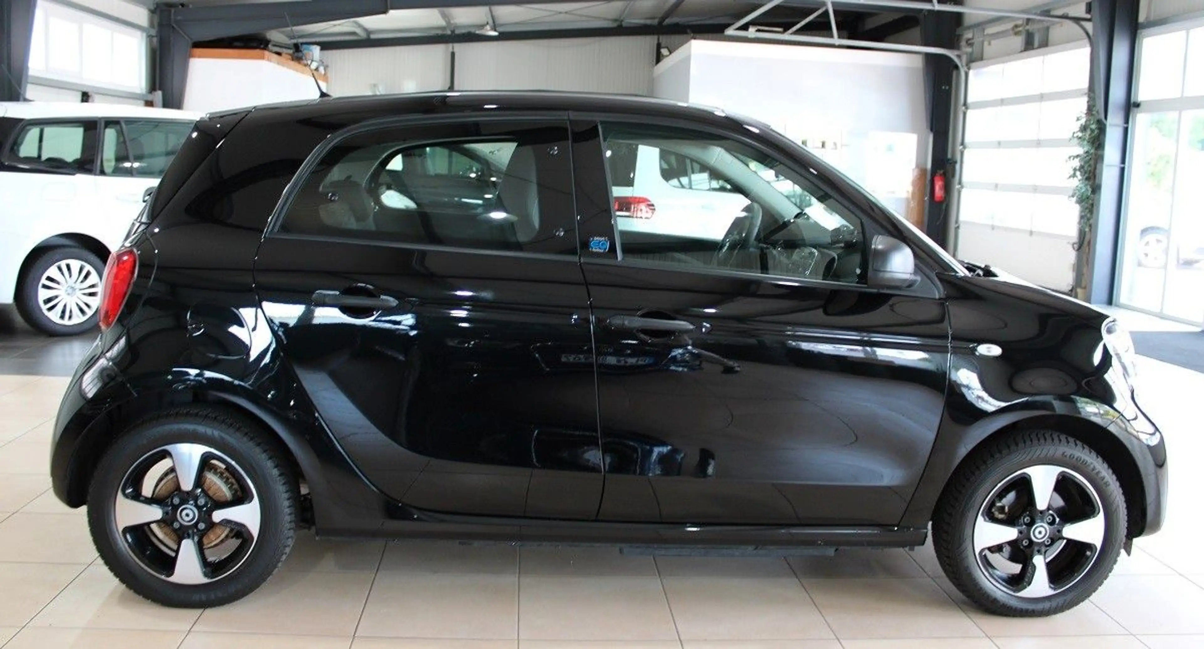 smart forFour forfour electric drive / EQ96% Batterie* — photo 3