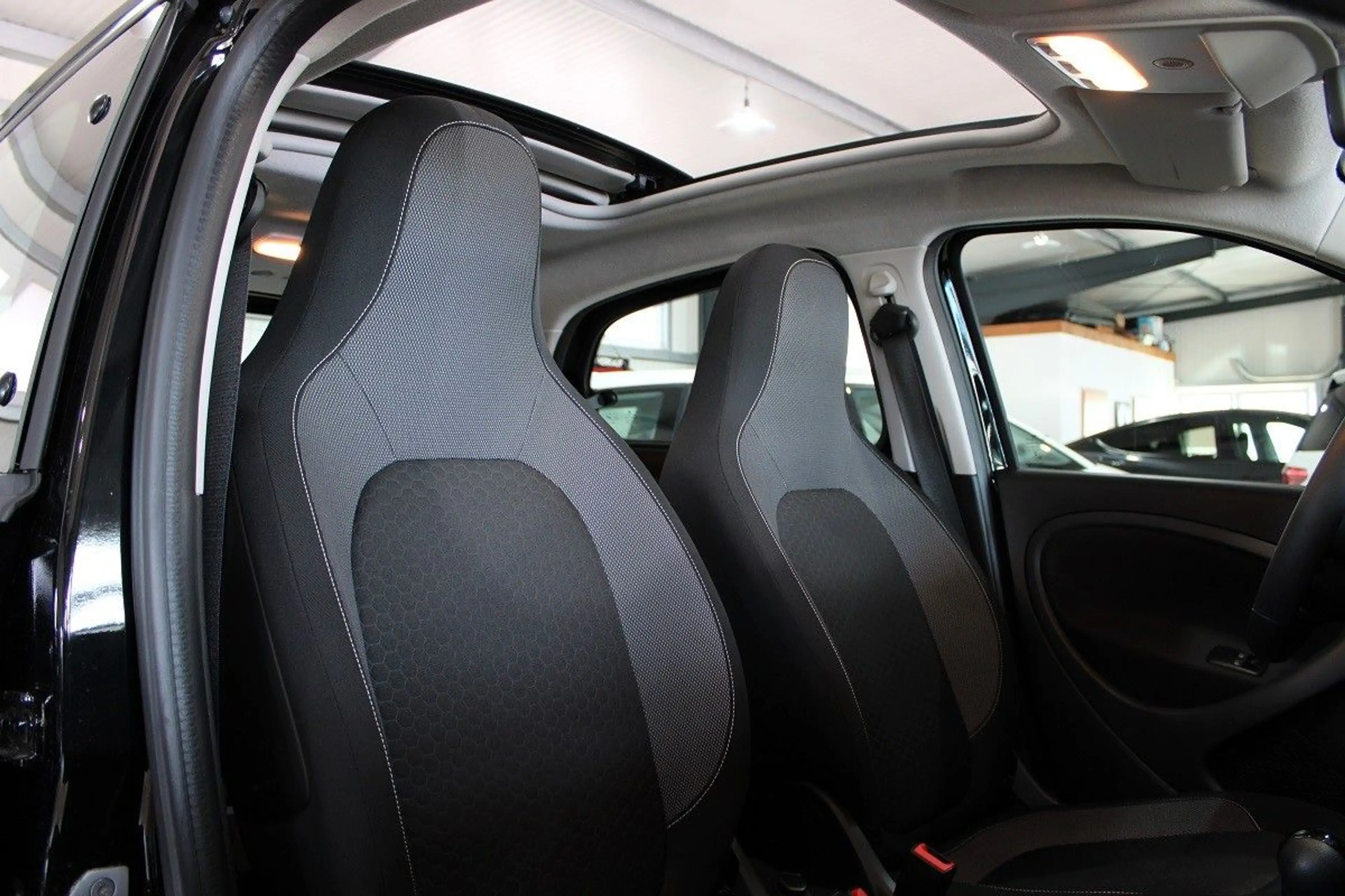 smart forFour forfour electric drive / EQ96% Batterie* — photo 12