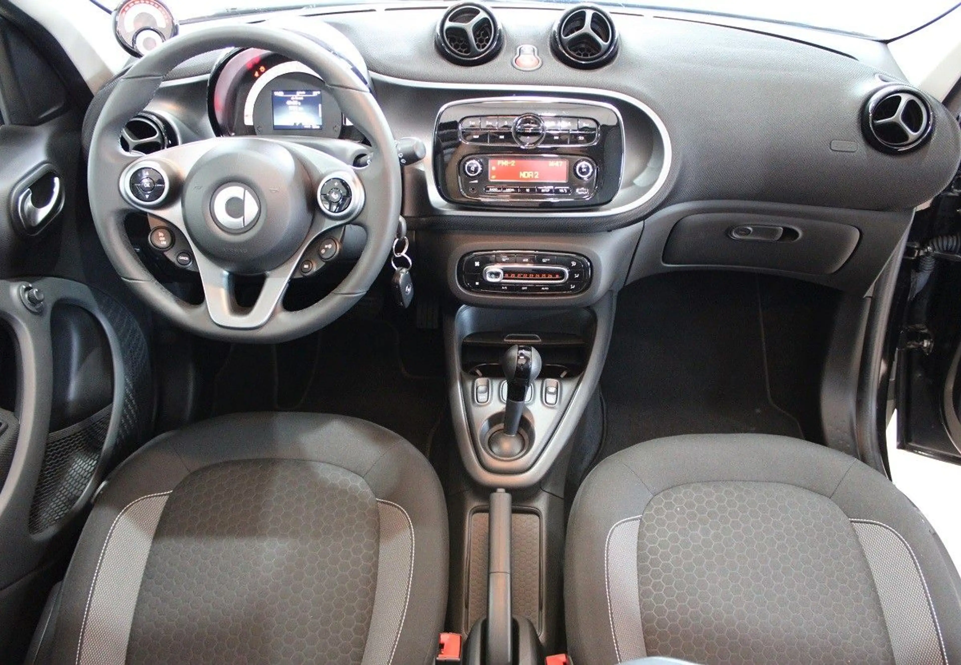 smart forFour forfour electric drive / EQ96% Batterie* — photo 15