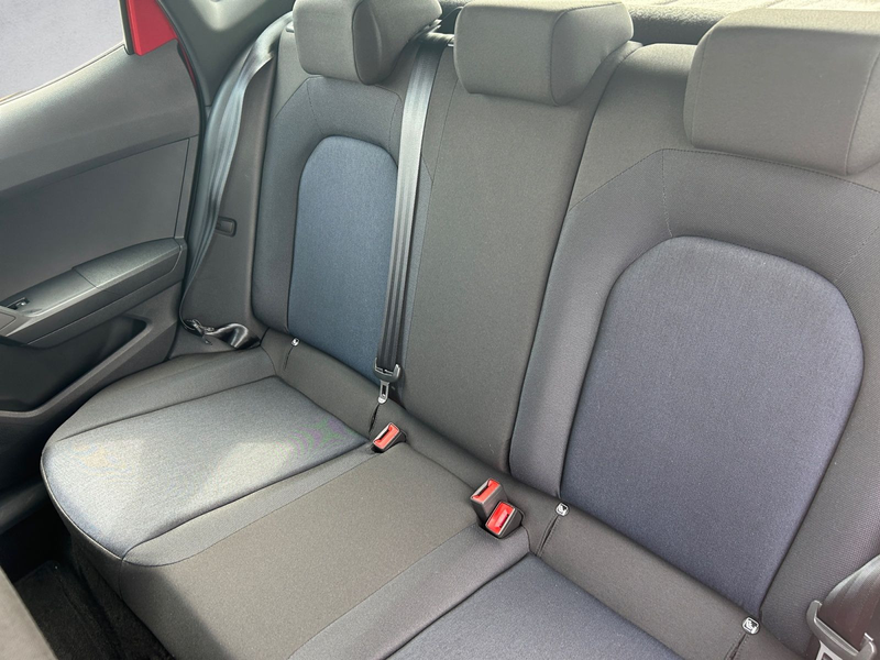 SEAT Arona FR Pro 1.0TSI — photo 13