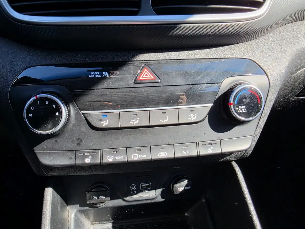 Hyundai TUCSON снимка Hyundai TUCSON