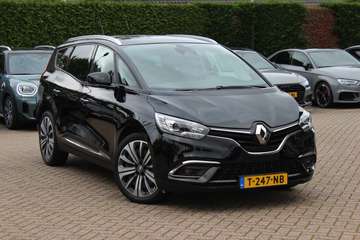 1.3 TCe Intens / Trekhaak / Camera / CarPlay / Nav