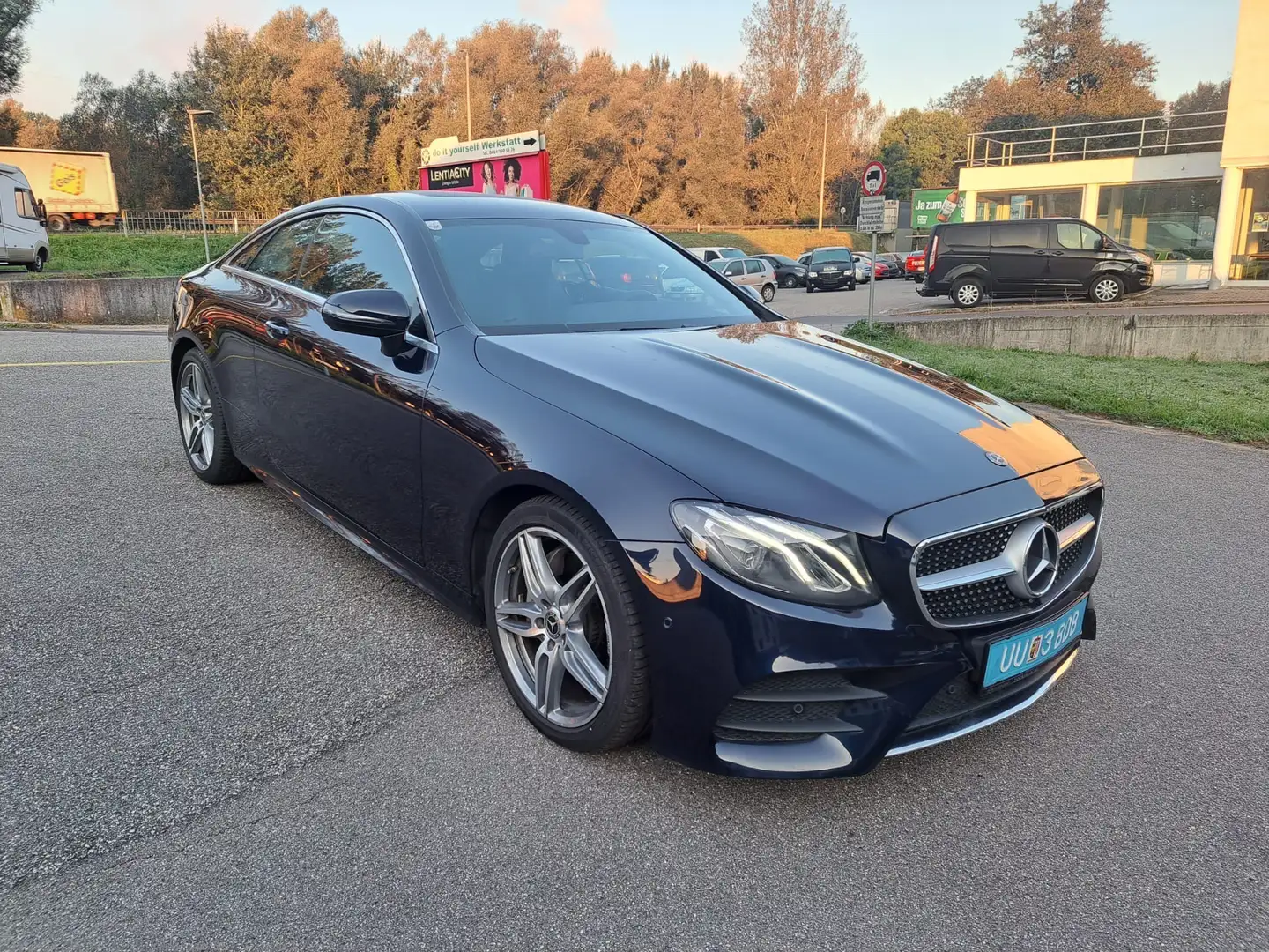 Mercedes-Benz E 200 Aut. - 1