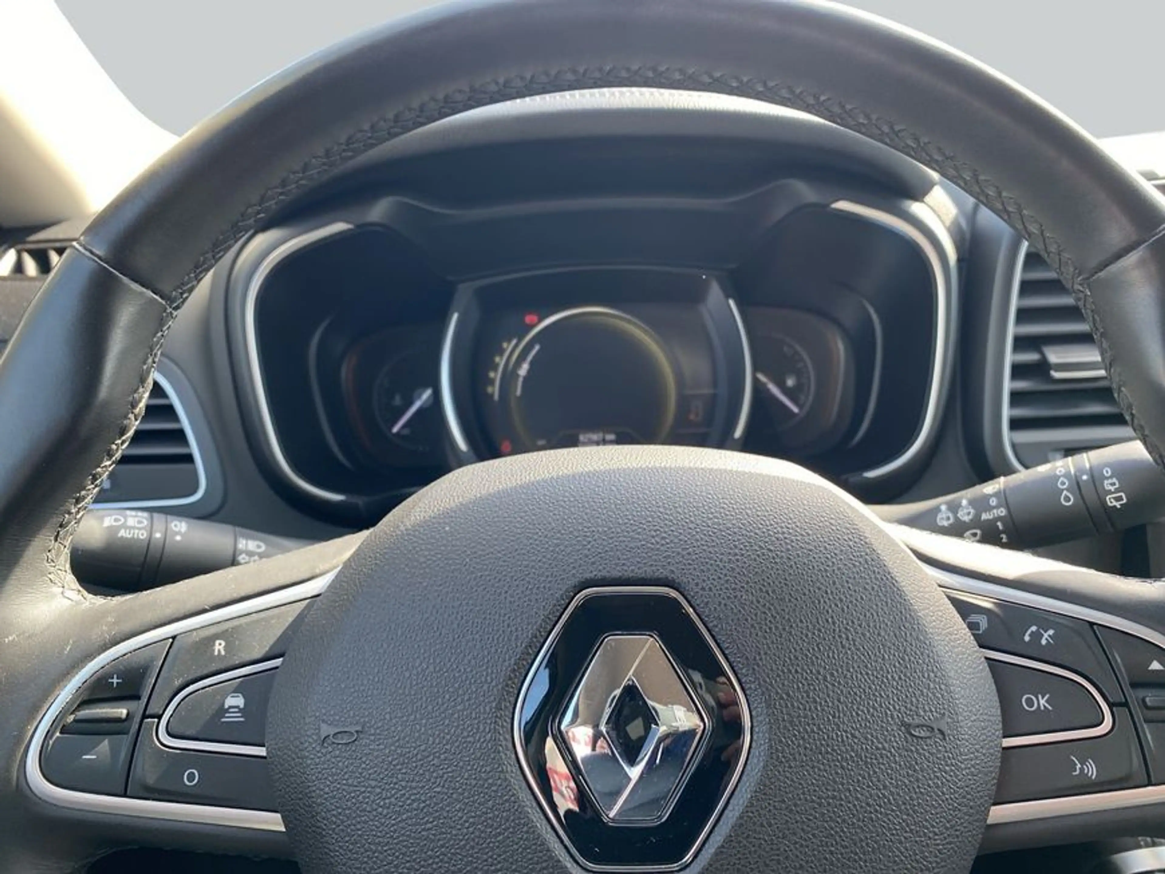 Renault Koleos BLUE dCi 185 4WD X-tronic Techno — photo 13