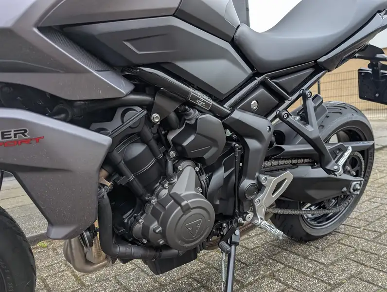Triumph Tiger Sport - foto 8