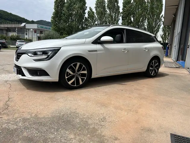 Renault Megane MEGANE 1.5 DCI 85 KW BLUE INTENS EDC -PREZZO REALE