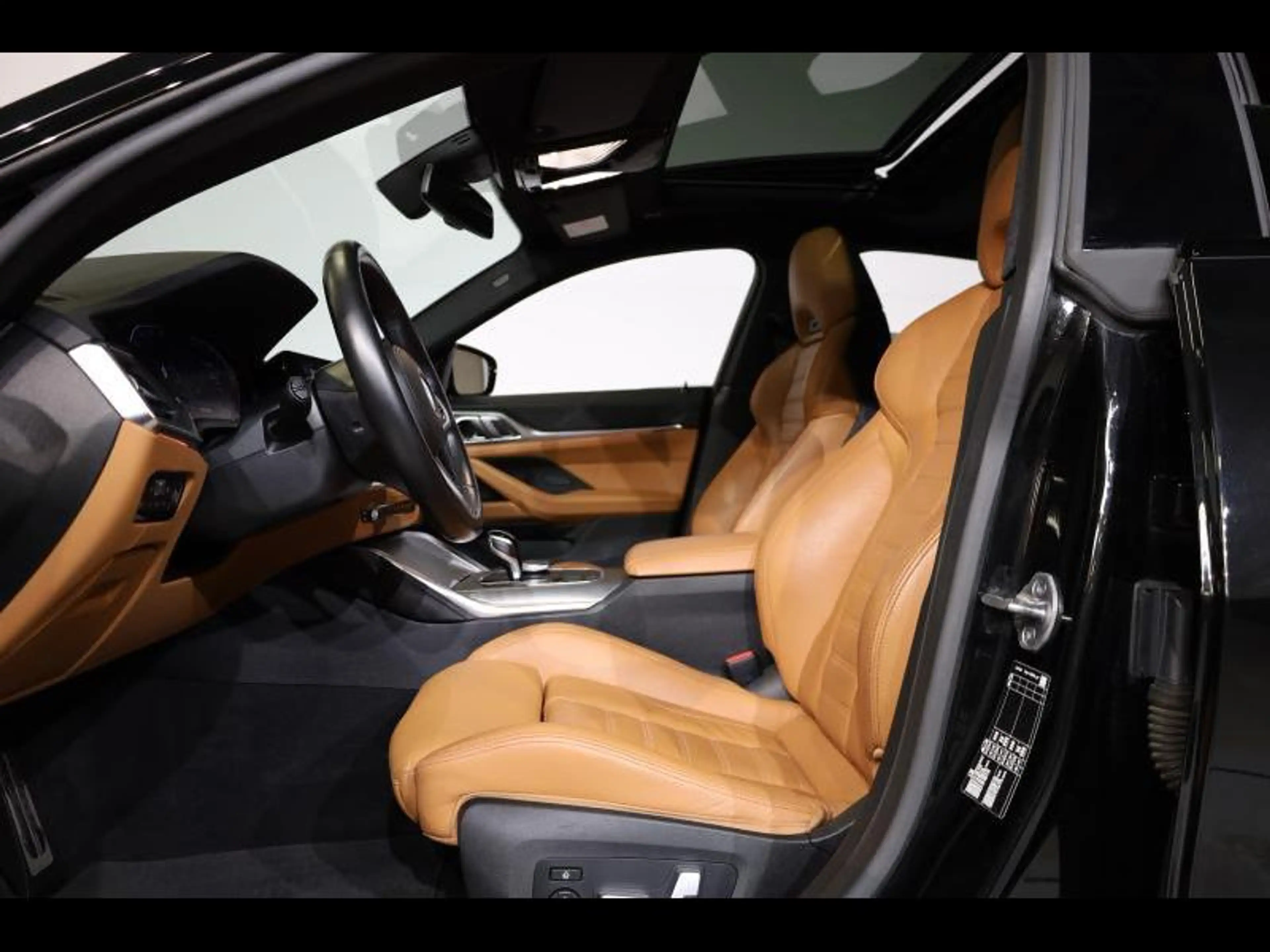 BMW 420 i Gran Coupé Kit M Sport — photo 9