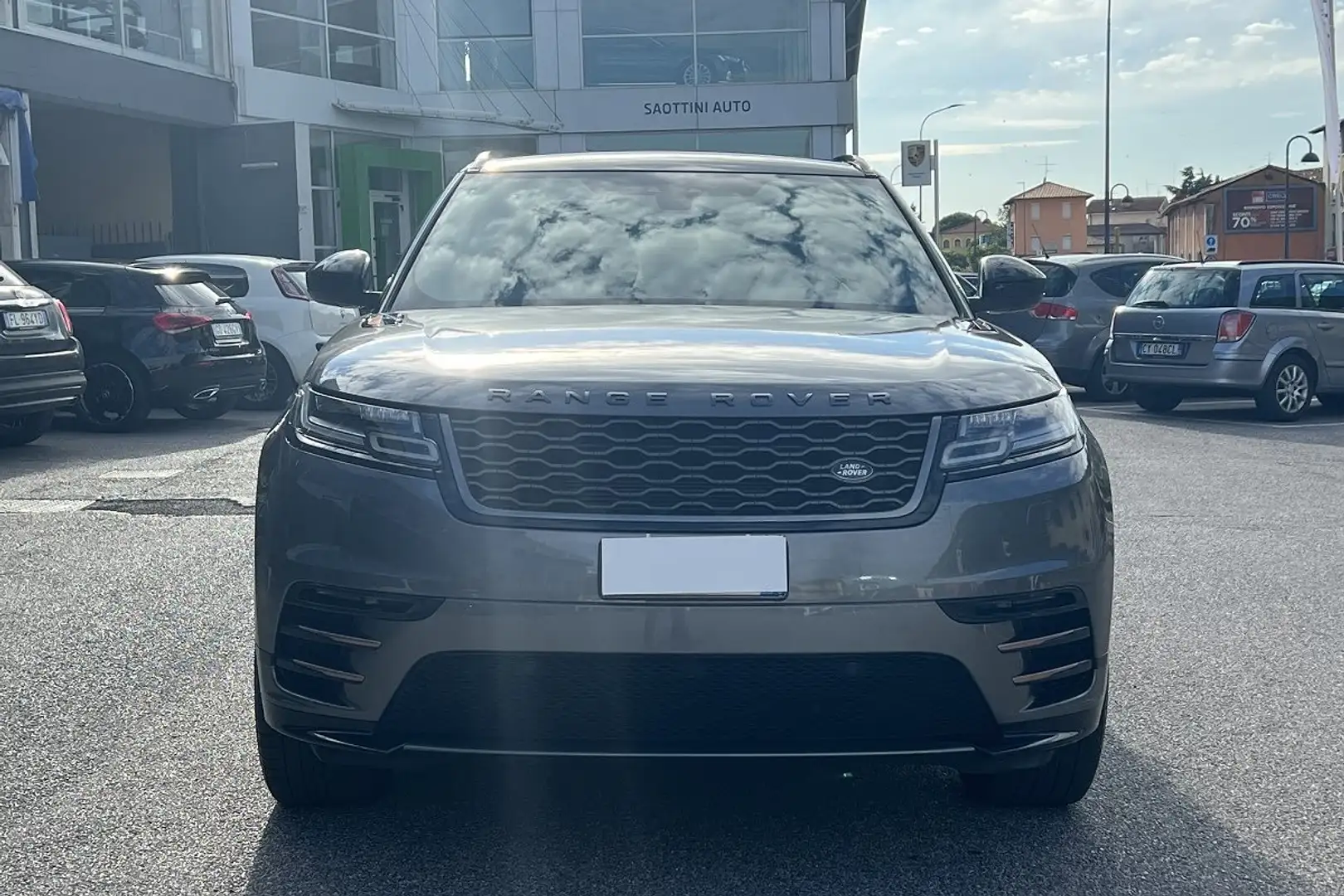 Land Rover Range Rover Velar 2.0 i4 R-Dynamic S 240cv auto - 2