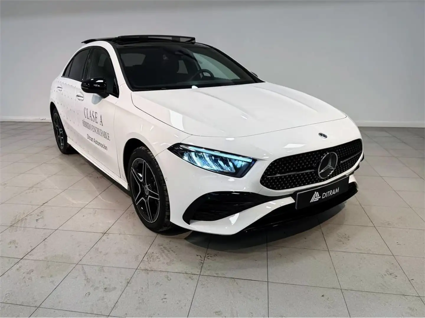 Mercedes-Benz A 250 e con tecnologí híbrida EQ Sedán - 1